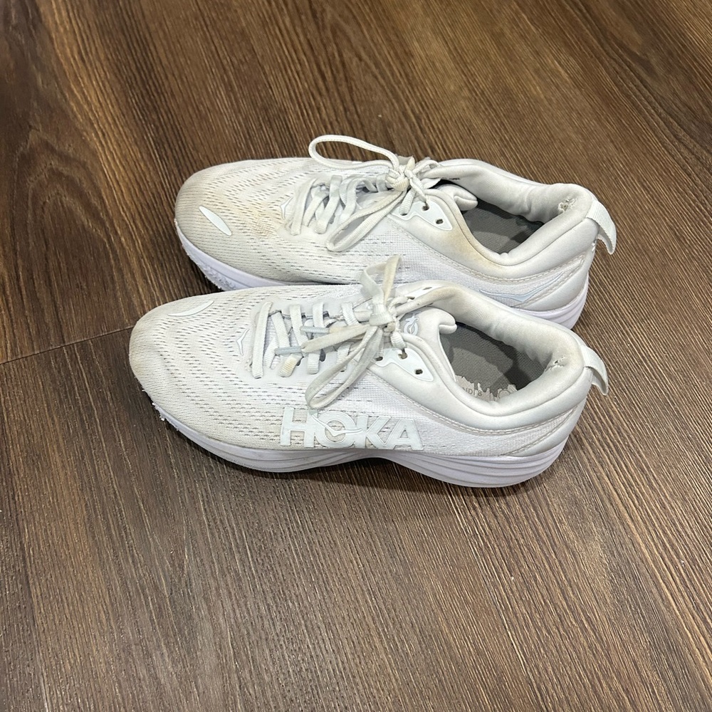 Hoka All-White Running Shoes BROKEN